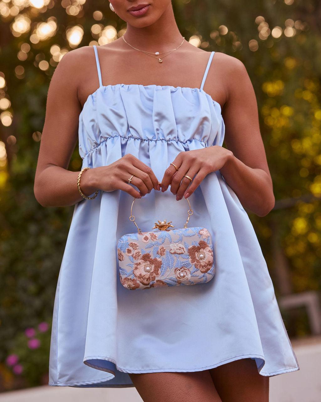 FRESIA | Pochette con ricamo floreale 5