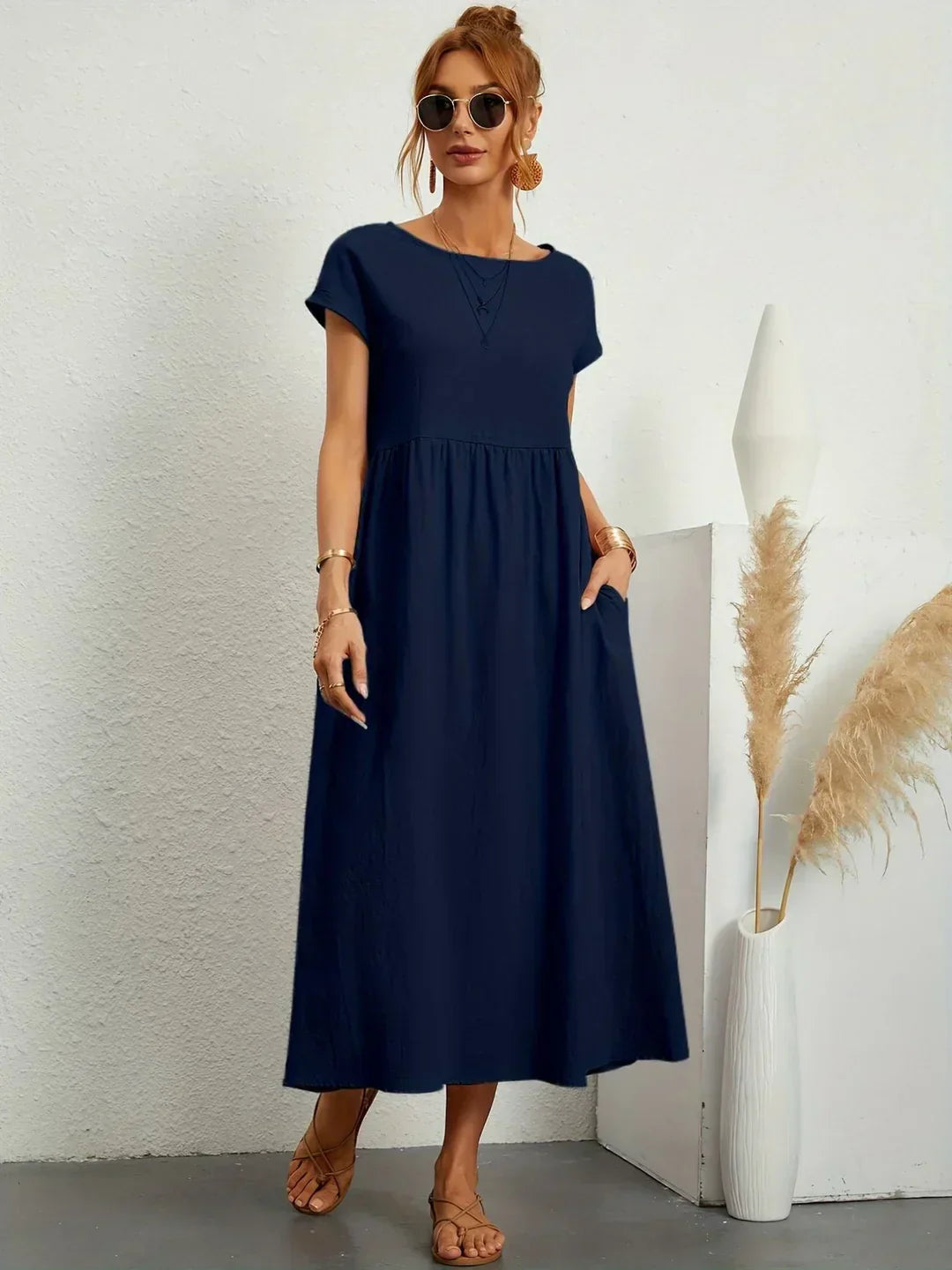 GABRIELLE | Abito midi elegante con silhouette fluida 2