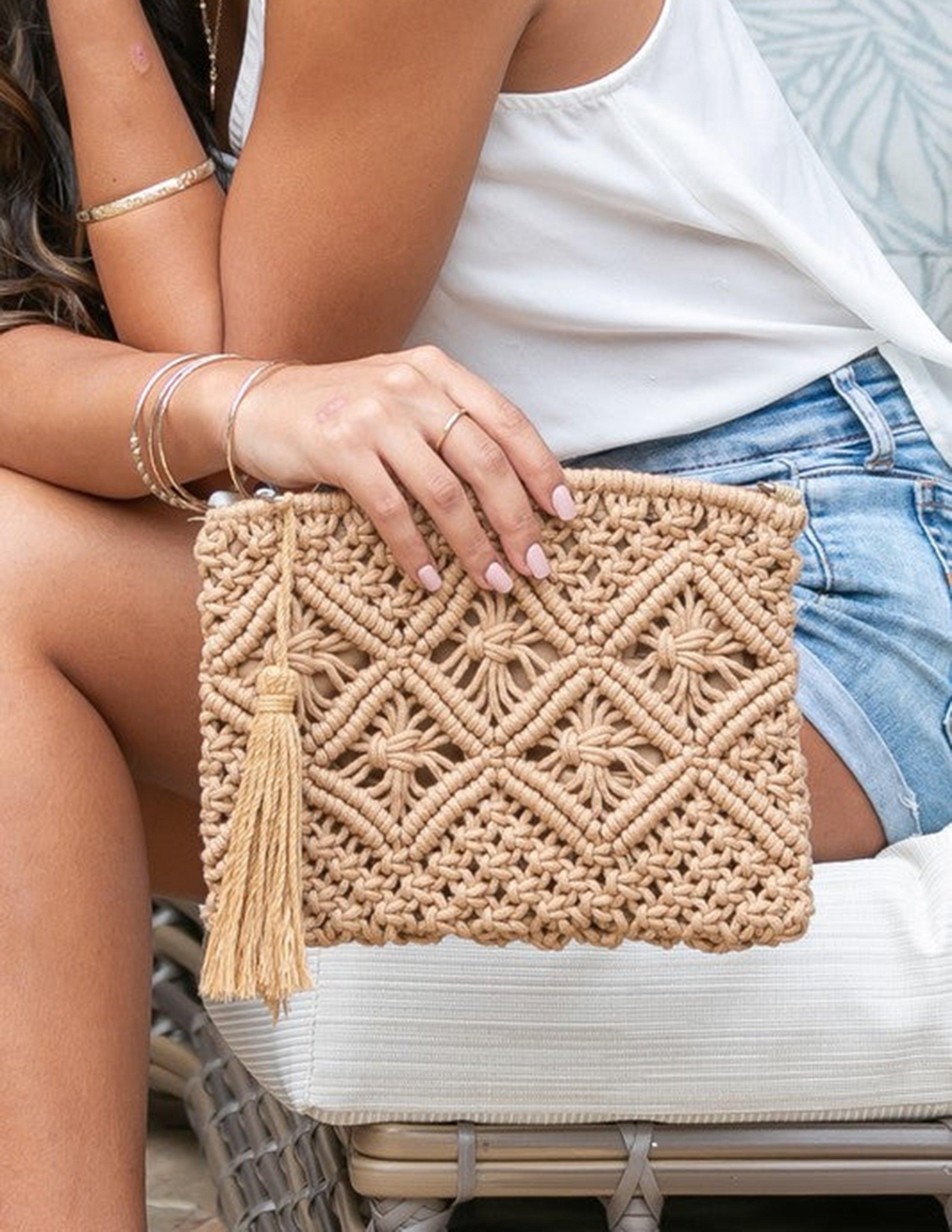 GIULIA | Pochette con nappa in macramè 1