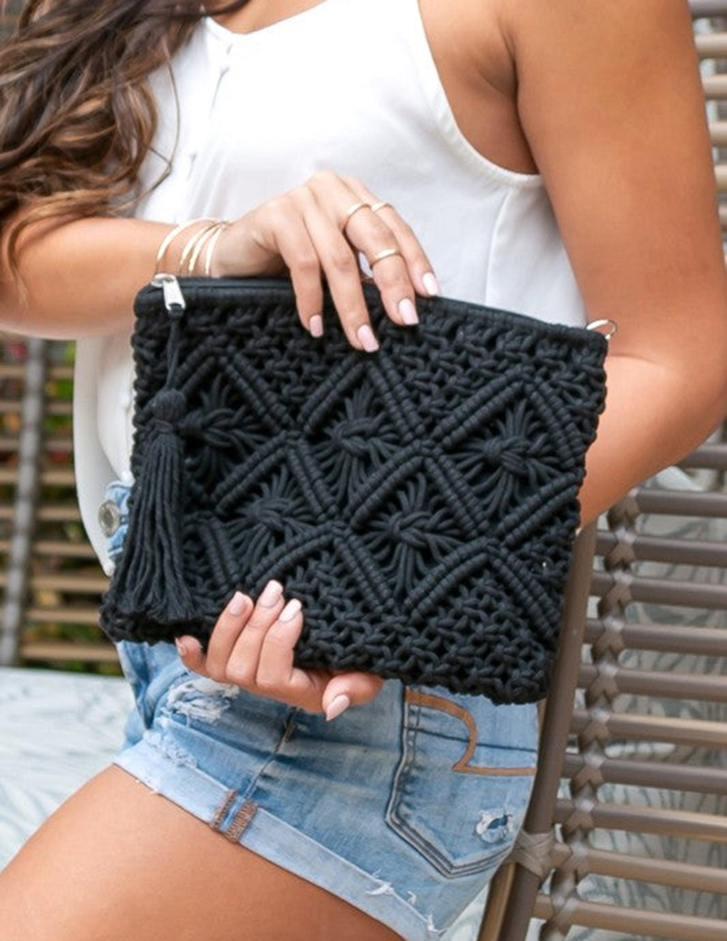 GIULIA | Pochette con nappa in macramè 4