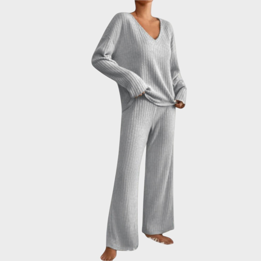 KATIA – Set Sportivo – Stile Minimalista 5