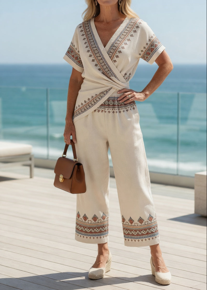 TESSA | Completo donna elegante con scollo a V 0