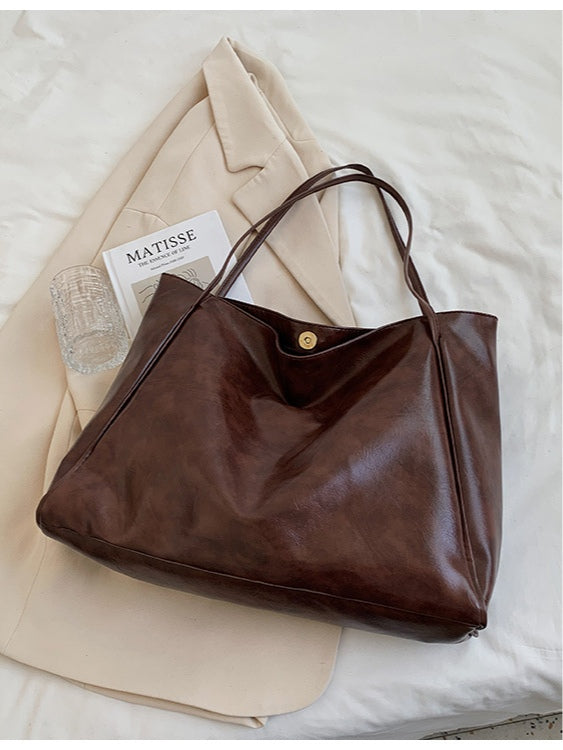 BEATRICE | Borsa a secchiello in pelle morbida 0
