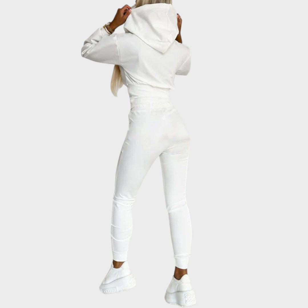 KIKA – Completo – Stile minimalista 3