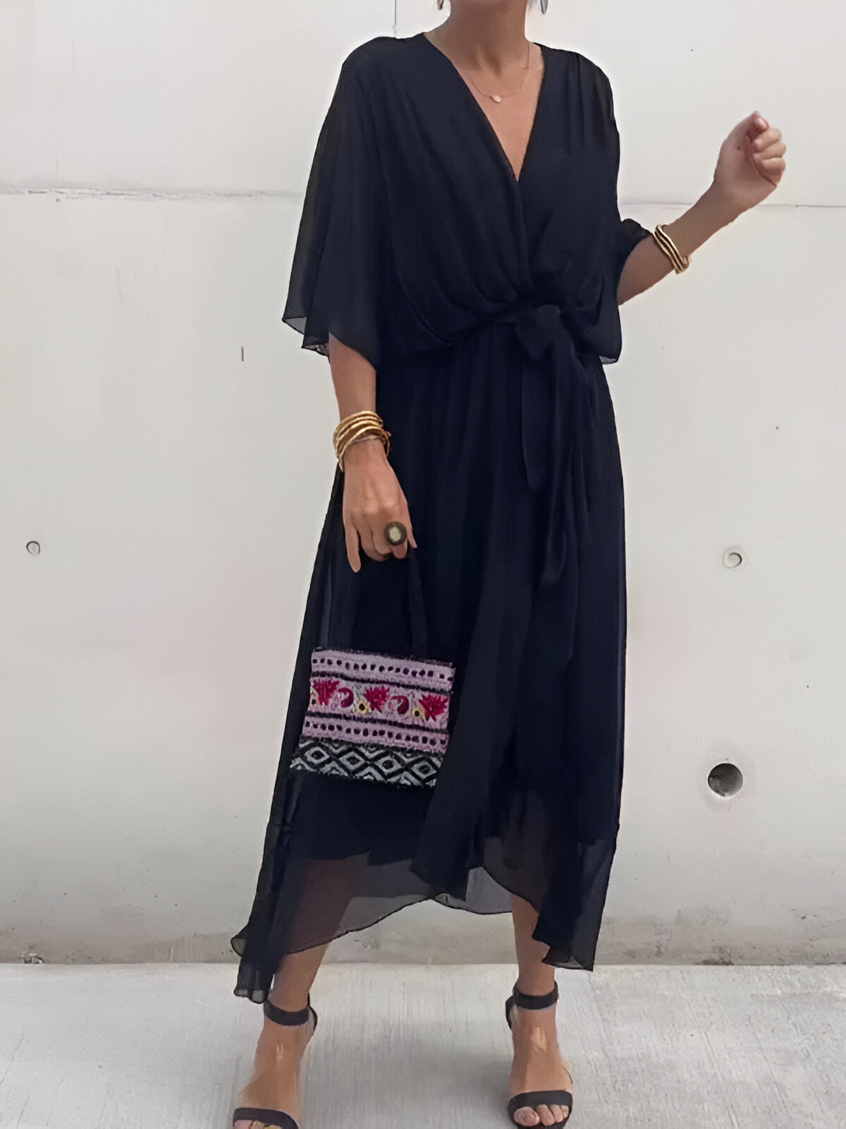 OLIWIA | Abito con scollo a V 1