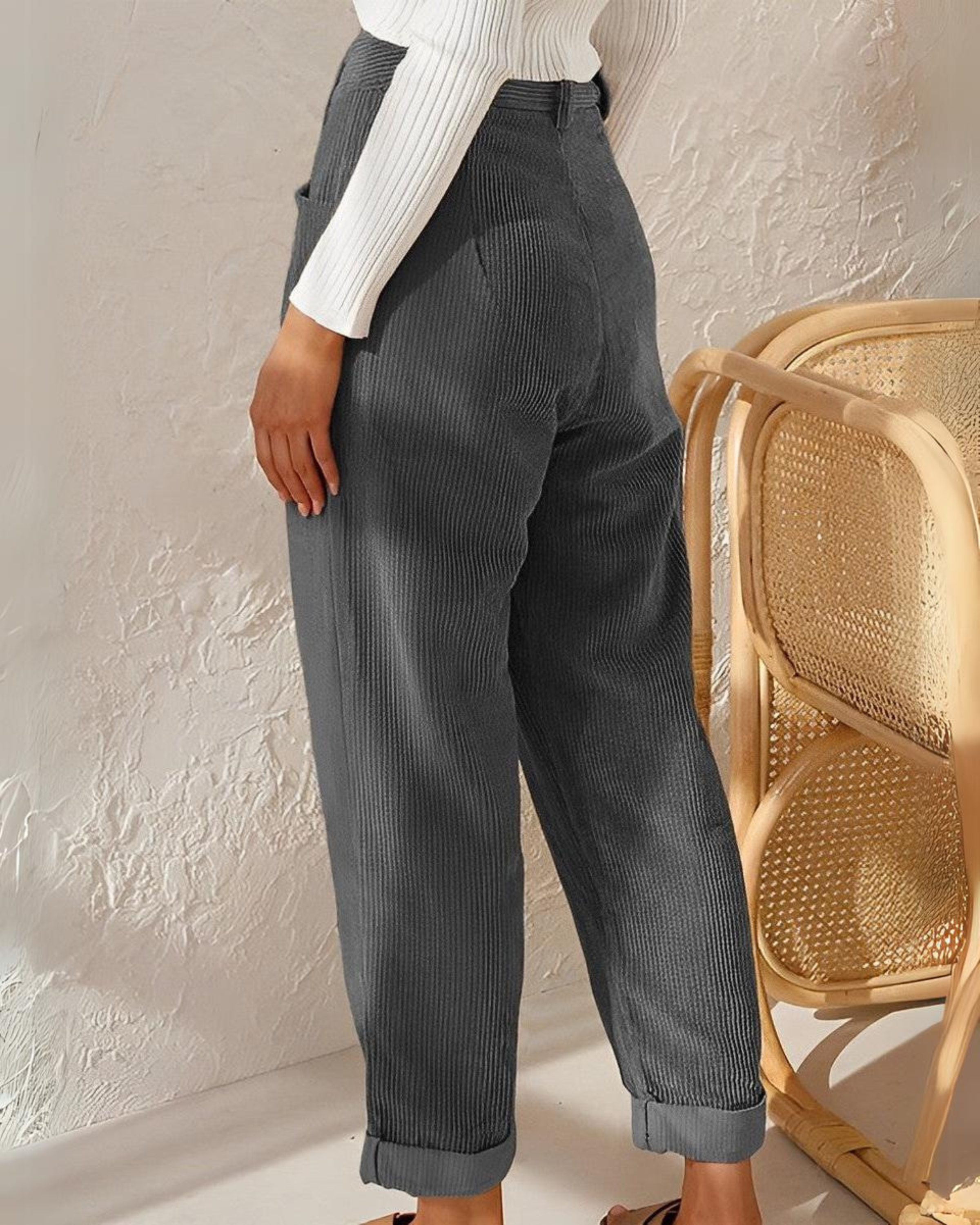 ROBERTA | Pantaloni con design elegante 4
